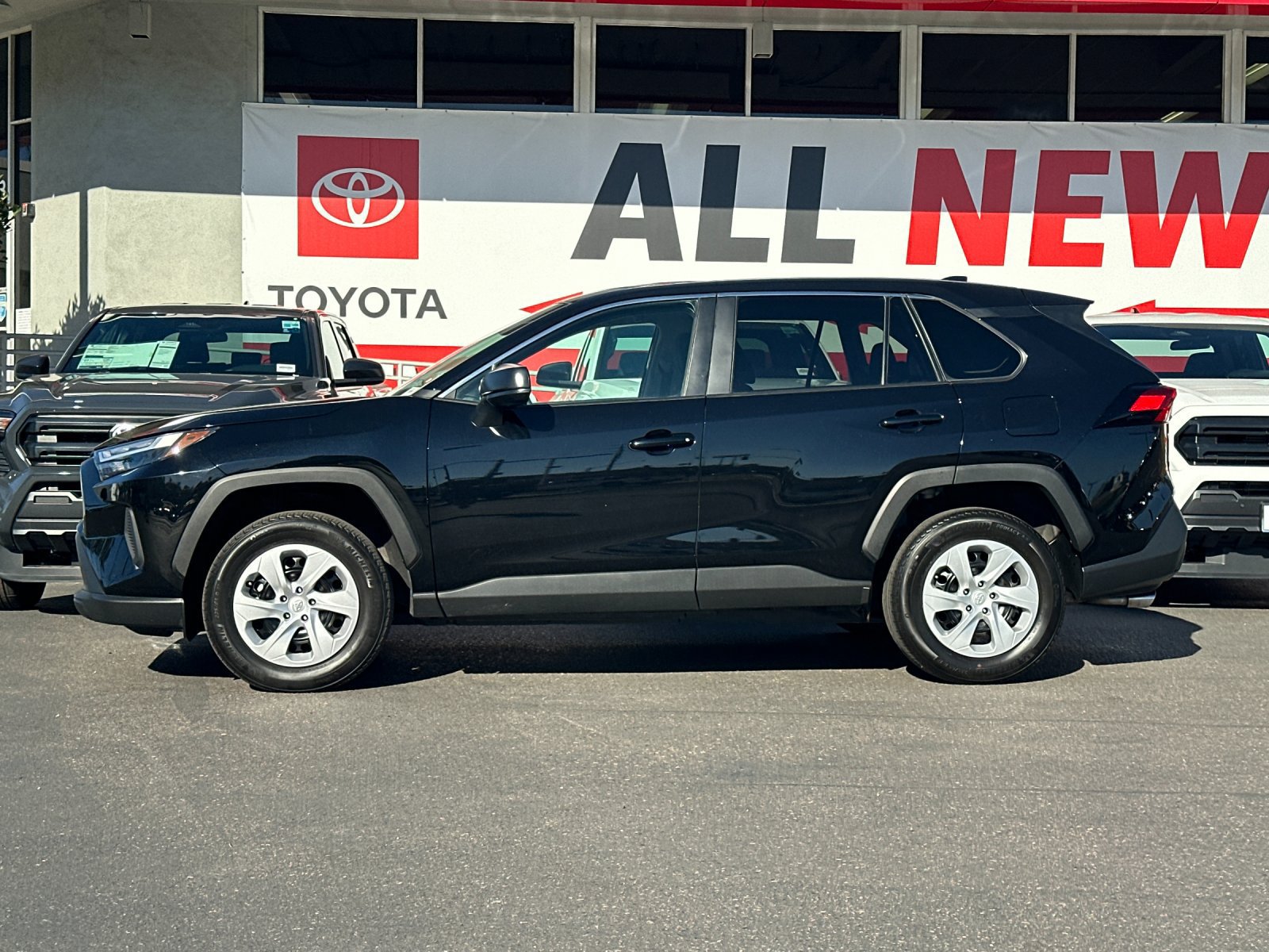 Used 2025 Toyota RAV4 LE FWD image 2