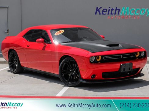 Used 2021 Dodge Challenger R/T RWD image 1
