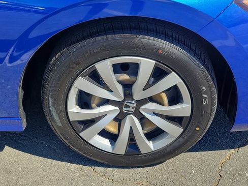 Used 2023 Honda Civic LX image 29