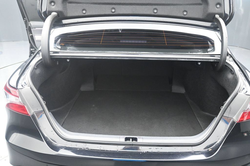 Used 2024 Toyota Camry LE FWD image 15