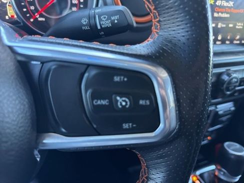 Used 2022 Jeep Gladiator Mojave w/ LED Lighting Group image 18