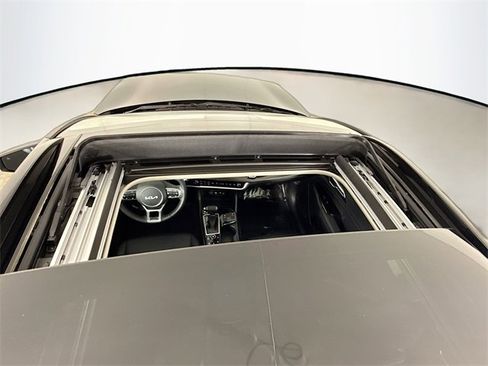 Certified 2025 Kia Sportage EX w/ Premium Package image 23