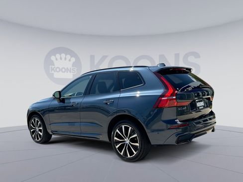 Used 2023 Volvo XC60 B5 Plus w/ Climate Package AWD/4WD image 4
