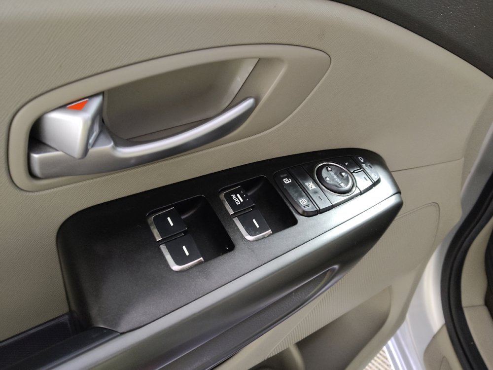 Used 2016 Kia Sedona LX w/ LX Convenience Package FWD image 27