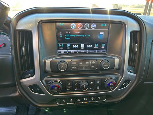 Used 2018 GMC Sierra 2500 SLT w/ Duramax Plus Package image 18