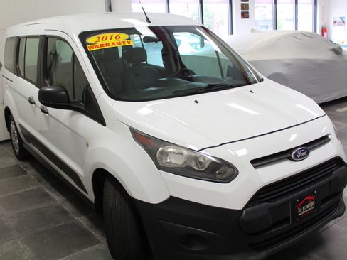 Used 2016 Ford Transit Connect XL image 3