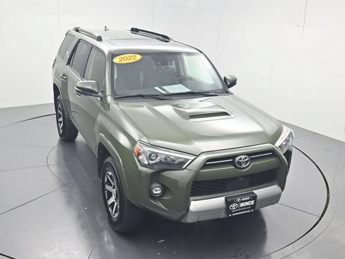 Used 2022 Toyota 4Runner TRD Off-Road Premium AWD/4WD image 55
