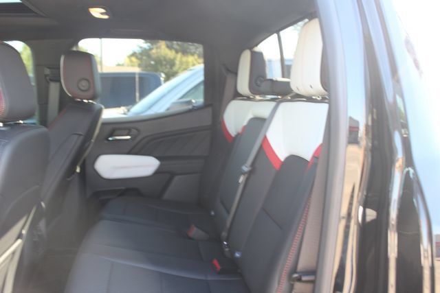 Used 2024 GMC Canyon AT4X AWD/4WD image 21