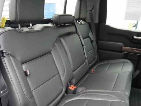 Used 2022 Chevrolet Silverado 1500 RST w/ LPO, Blackout Package image 23