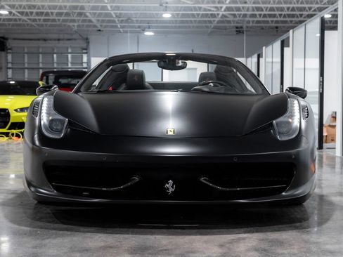 Used 2012 Ferrari 458 Spider RWD image 11