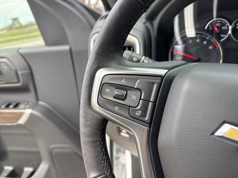 Used 2022 Chevrolet Silverado 1500 LT w/ Safety Package image 31