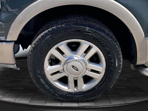 Used 2004 Ford F150 Lariat RWD image 33