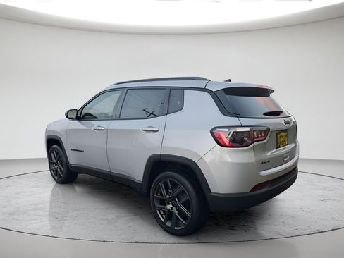 New 2026 Jeep Compass Latitude AWD/4WD image 5