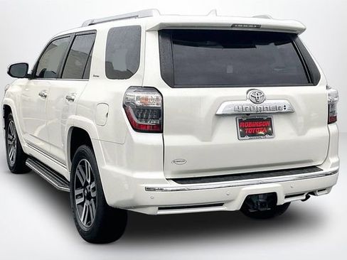 Used 2016 Toyota 4Runner Limited image 12