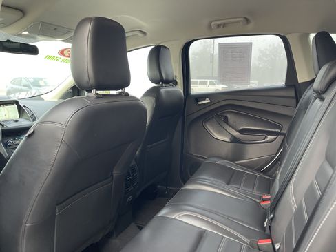 Used 2019 Ford Escape SEL AWD/4WD image 10