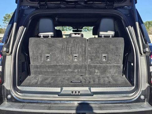 Certified 2023 Ford Expedition Limited image 32