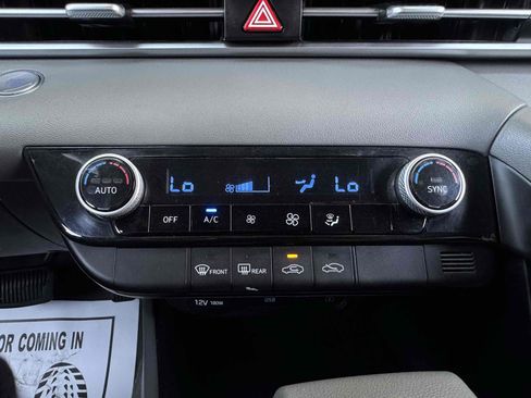 Used 2021 Hyundai Elantra SEL FWD image 15