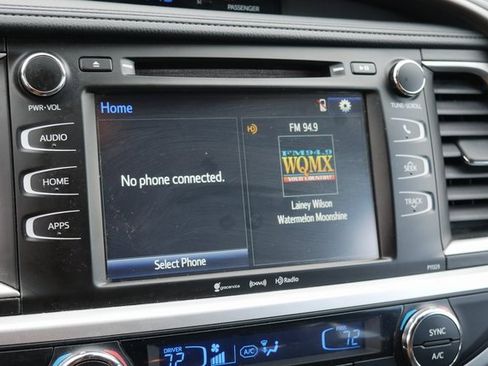 Used 2018 Toyota Highlander Plus image 19