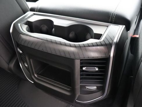 New 2026 RAM 1500 Big Horn AWD/4WD image 17