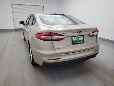 Used 2019 Ford Fusion SE FWD image 6