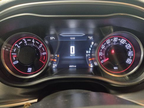 Used 2019 Dodge Challenger SXT RWD image 23