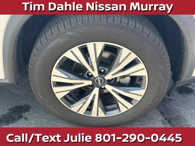 Used 2022 Nissan Rogue SV AWD/4WD image 14