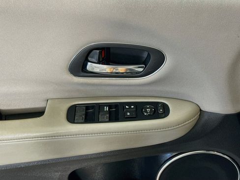 Used 2016 Honda HR-V EX image 24