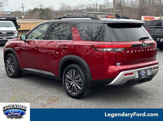 Used 2022 Nissan Pathfinder SL w/ SL Premium Package video 2