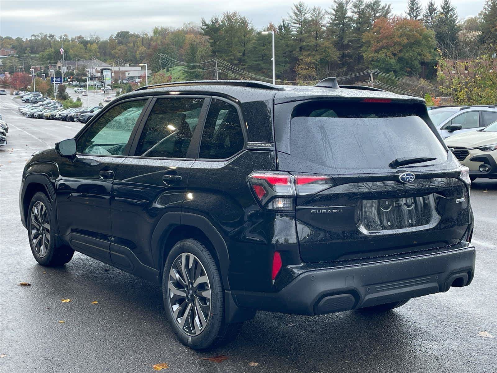 New 2026 Subaru Forester Touring AWD/4WD image 3