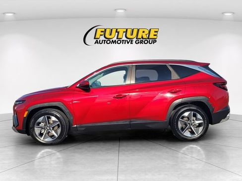 Used 2025 Hyundai Tucson SEL FWD image 6