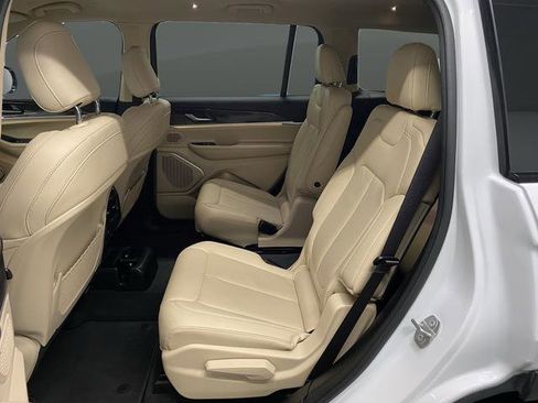 Used 2021 Jeep Grand Cherokee L Limited image 31