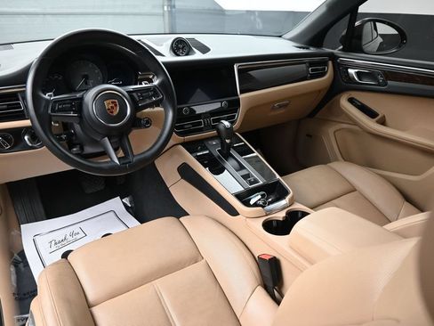 Used 2023 Porsche Macan S AWD/4WD image 34