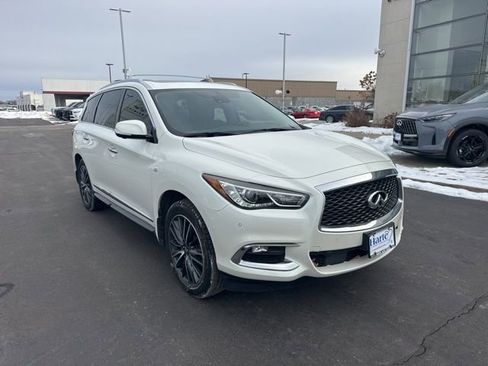 Used 2020 INFINITI QX60 Luxe w/ Sensory Package image 3