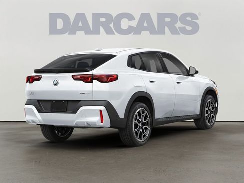 New 2026 BMW X2 xDrive28i w/ Technology Package image 3