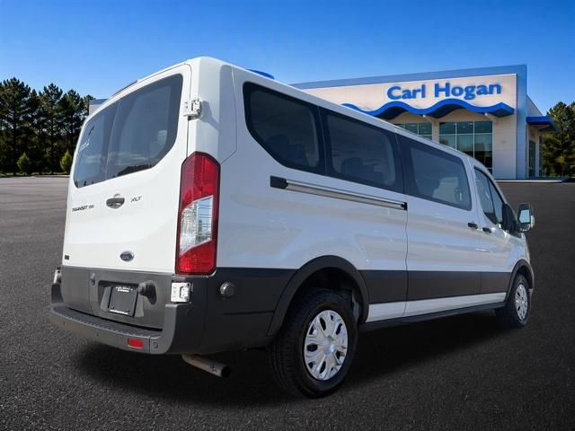 Used 2024 Ford Transit 350 XLT RWD image 3