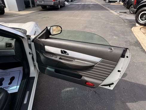 Used 2002 Ford Thunderbird image 20