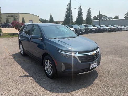 Used 2024 Chevrolet Equinox LT AWD/4WD image 8