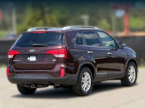 Used 2015 Kia Sorento LX FWD image 9
