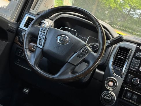 Used 2017 Nissan Titan Platinum Reserve AWD/4WD image 25