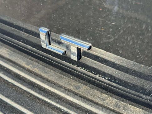 Used 2021 Chevrolet Tahoe LT AWD/4WD image 10