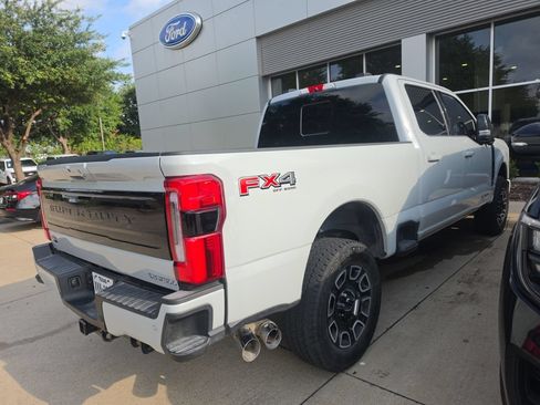 Used 2025 Ford F250 Platinum AWD/4WD image 4
