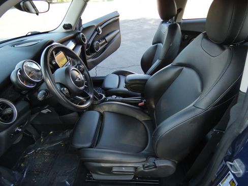 Used 2015 MINI Cooper S image 41