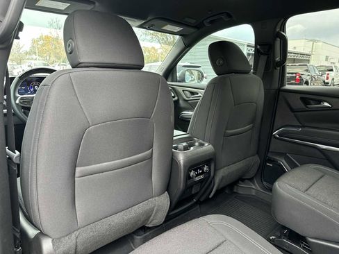 New 2025 Chevrolet Traverse LT w/ Enhanced Driving Package image 16