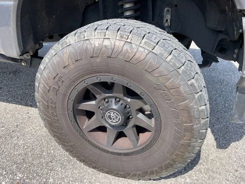 Used 2022 Ford F350 Platinum AWD/4WD image 5