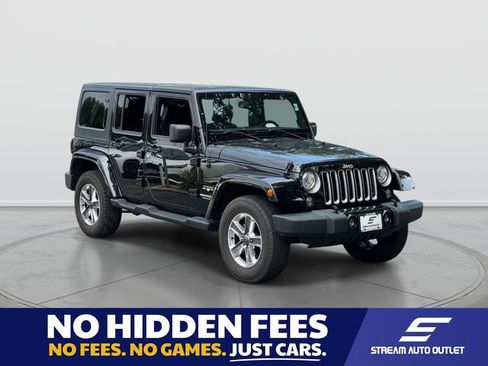 Used 2017 Jeep Wrangler Unlimited Sahara w/ Connectivity Group AWD/4WD image 1
