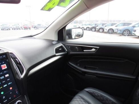 Used 2024 Ford Edge Titanium AWD/4WD image 24