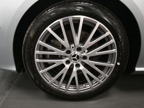 Used 2025 Mercedes-Benz CLA 250 4MATIC image 35