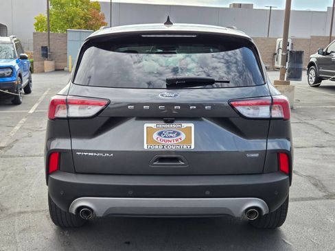 Certified 2020 Ford Escape Titanium FWD image 5