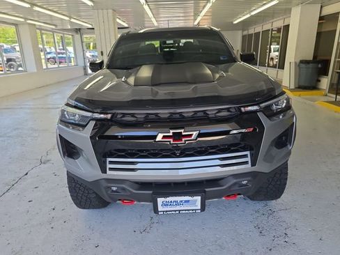 Used 2023 Chevrolet Colorado ZR2 w/ ZR2 Convenience Package III AWD/4WD image 8