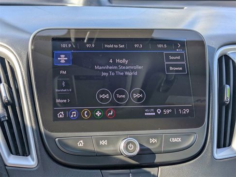 Used 2024 Chevrolet Malibu LT image 19